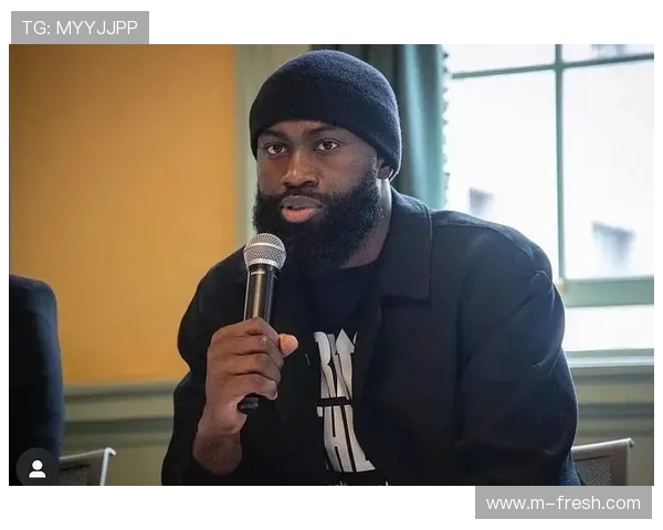 今日客场挑战太阳队杰伦布朗因右膝挫伤出战存疑能否参赛引关注